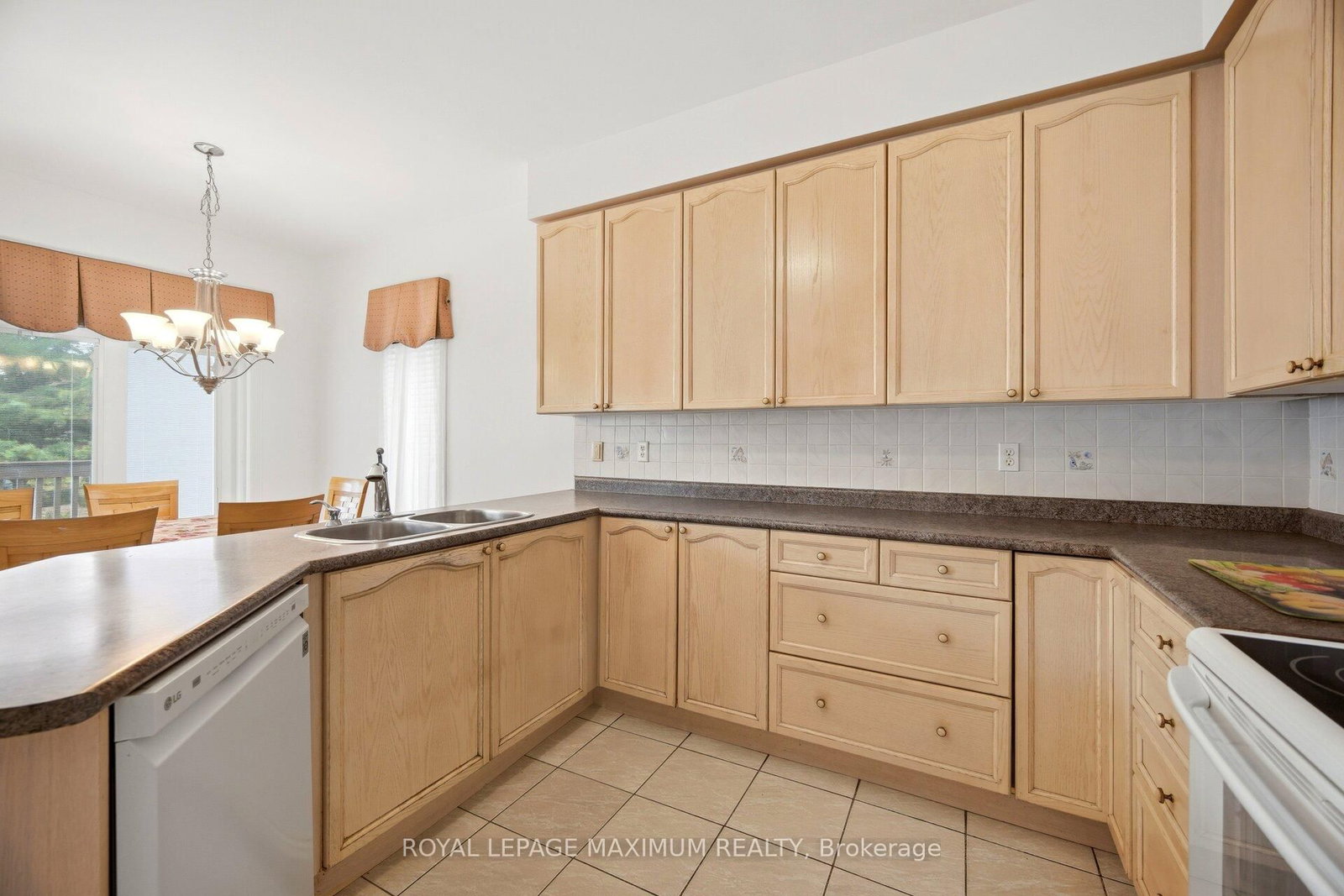 34 Kirkwood Crescent • Caledon, ON photo 13