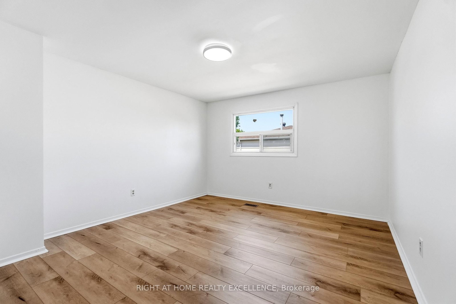 10 Banting Crescent • Brampton, ON photo 23