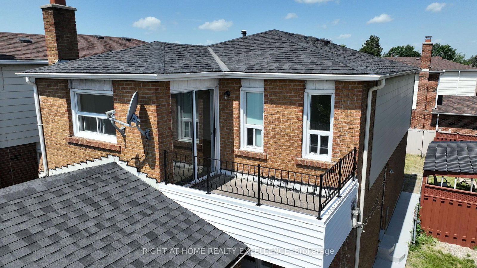 10 Banting Crescent • Brampton, ON photo 29