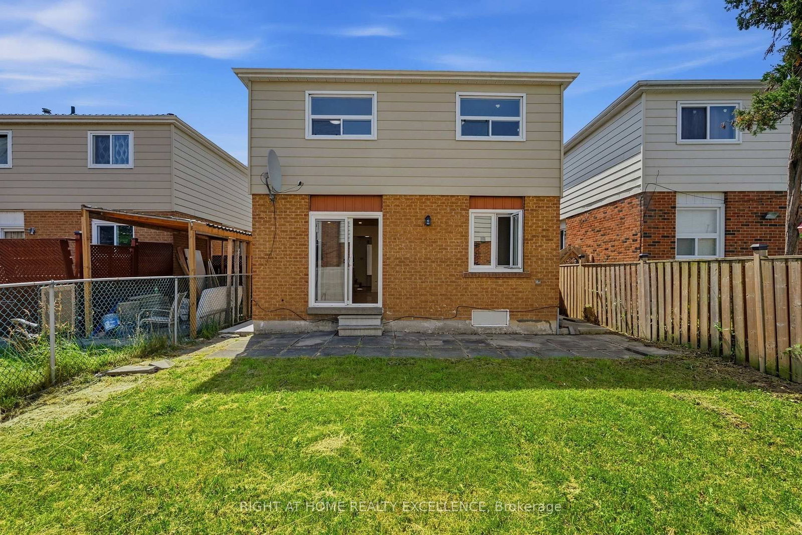 10 Banting Crescent • Brampton, ON photo 36