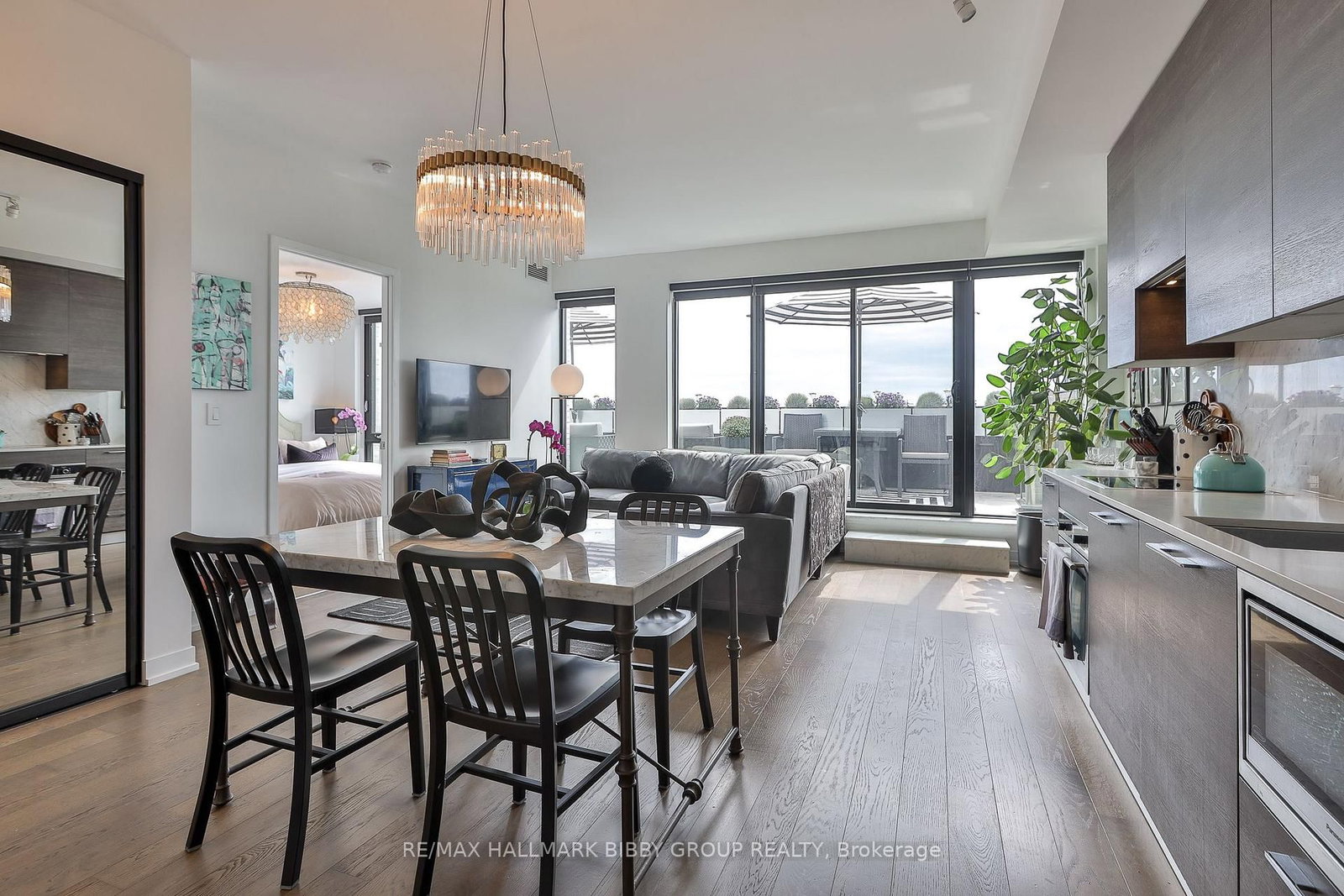 530 Indian Grove • #614 • Toronto, ON photo 8