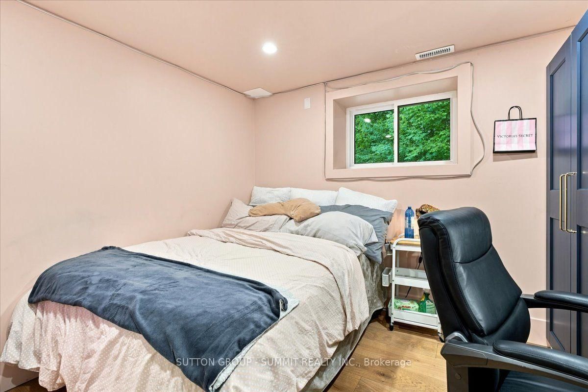 2510 Britannia Road • Burlington, ON photo 33