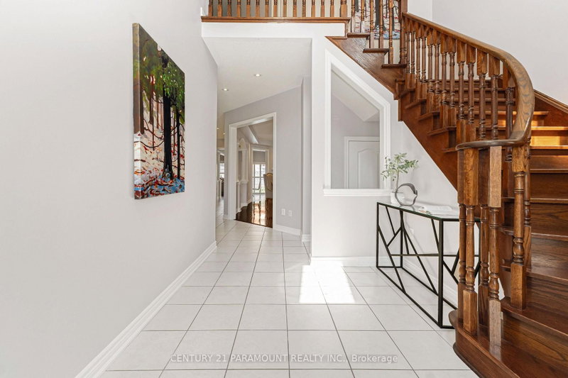 56 Dovehaven Crescent