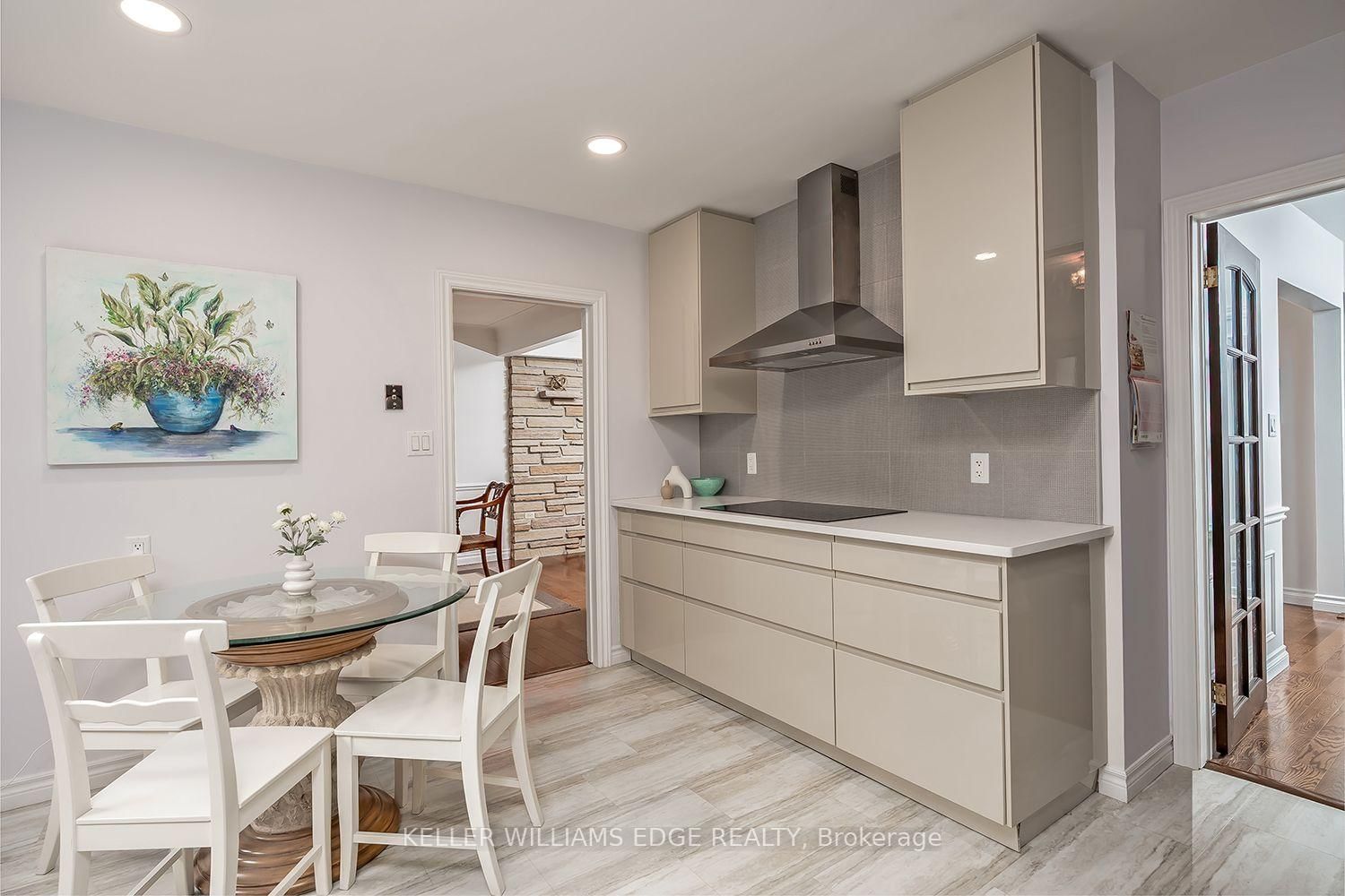 280 Penn Drive • Burlington, ON photo 16