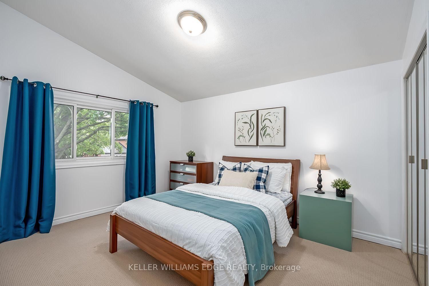 280 Penn Drive • Burlington, ON photo 24