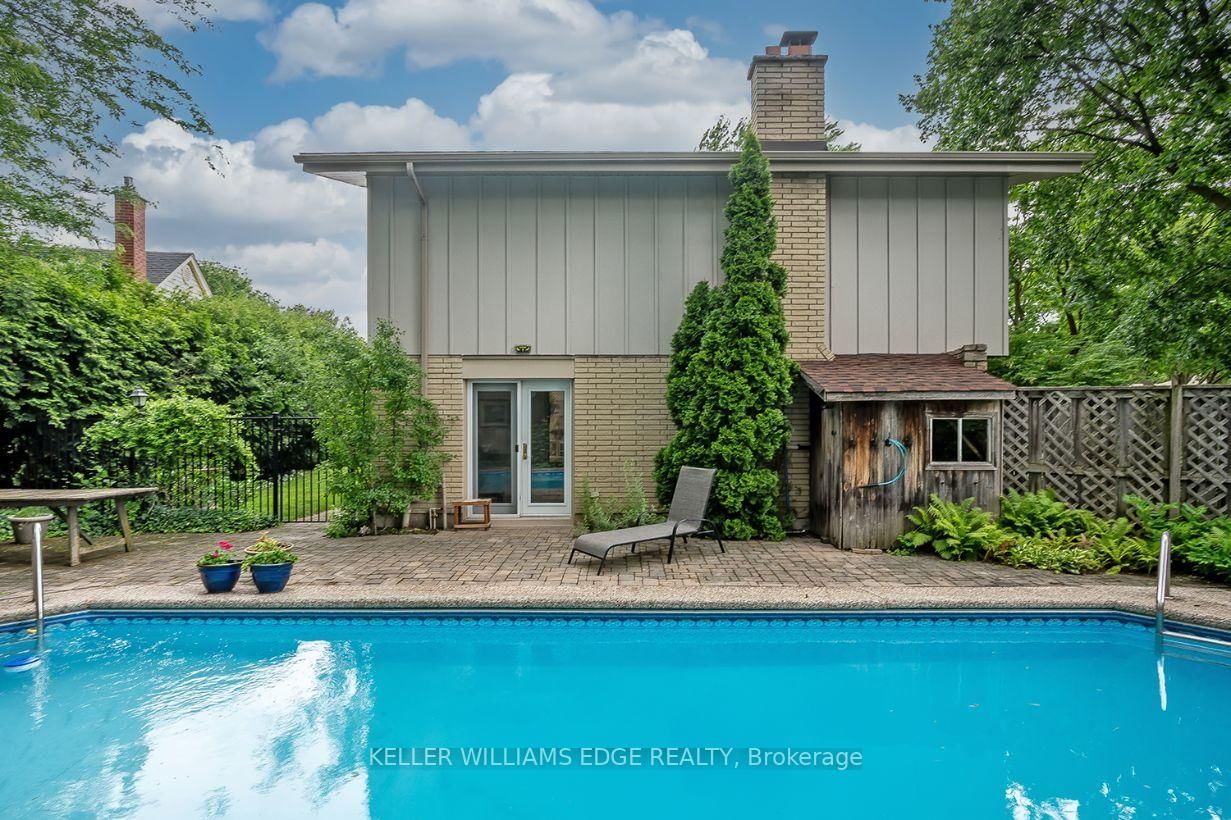 280 Penn Drive • Burlington, ON photo 43