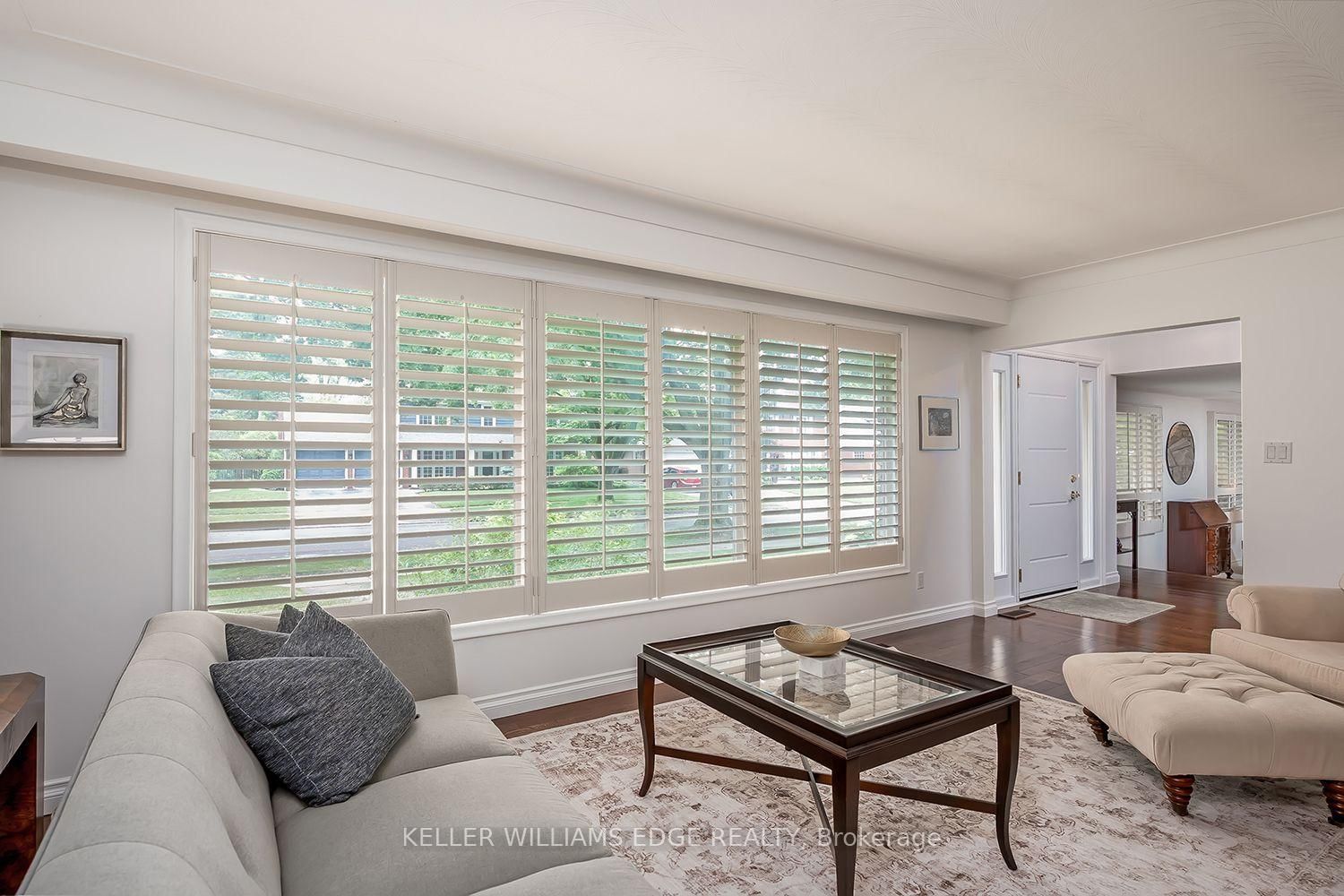 280 Penn Drive • Burlington, ON photo 9