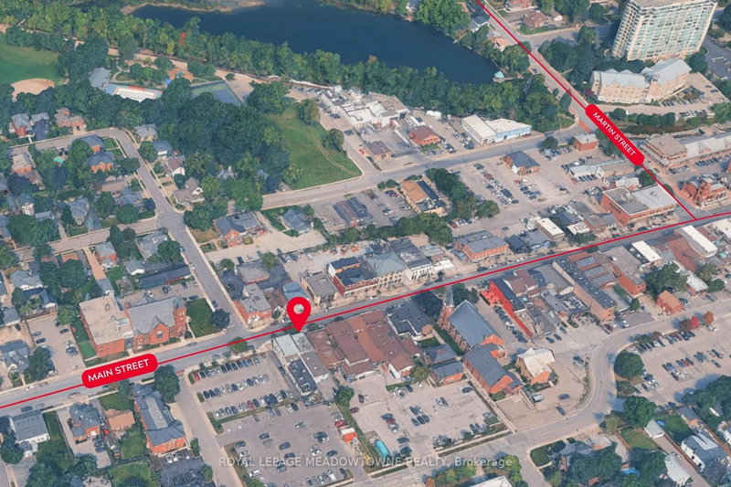 140 Main St E photo 2