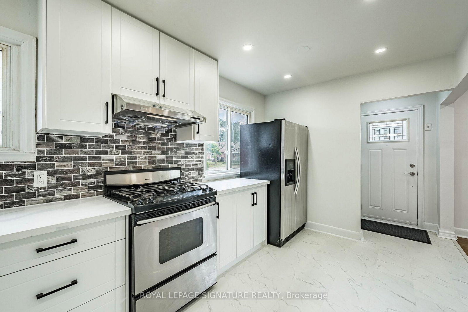 7 Putney Road • Toronto, ON photo 12