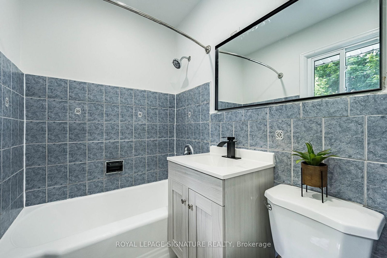 7 Putney Road • Toronto, ON photo 17