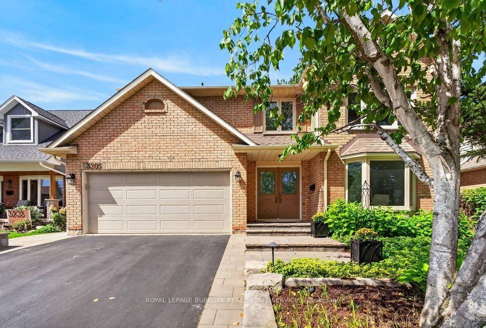 3205 Tania Crescent • Burlington, ON photo 1
