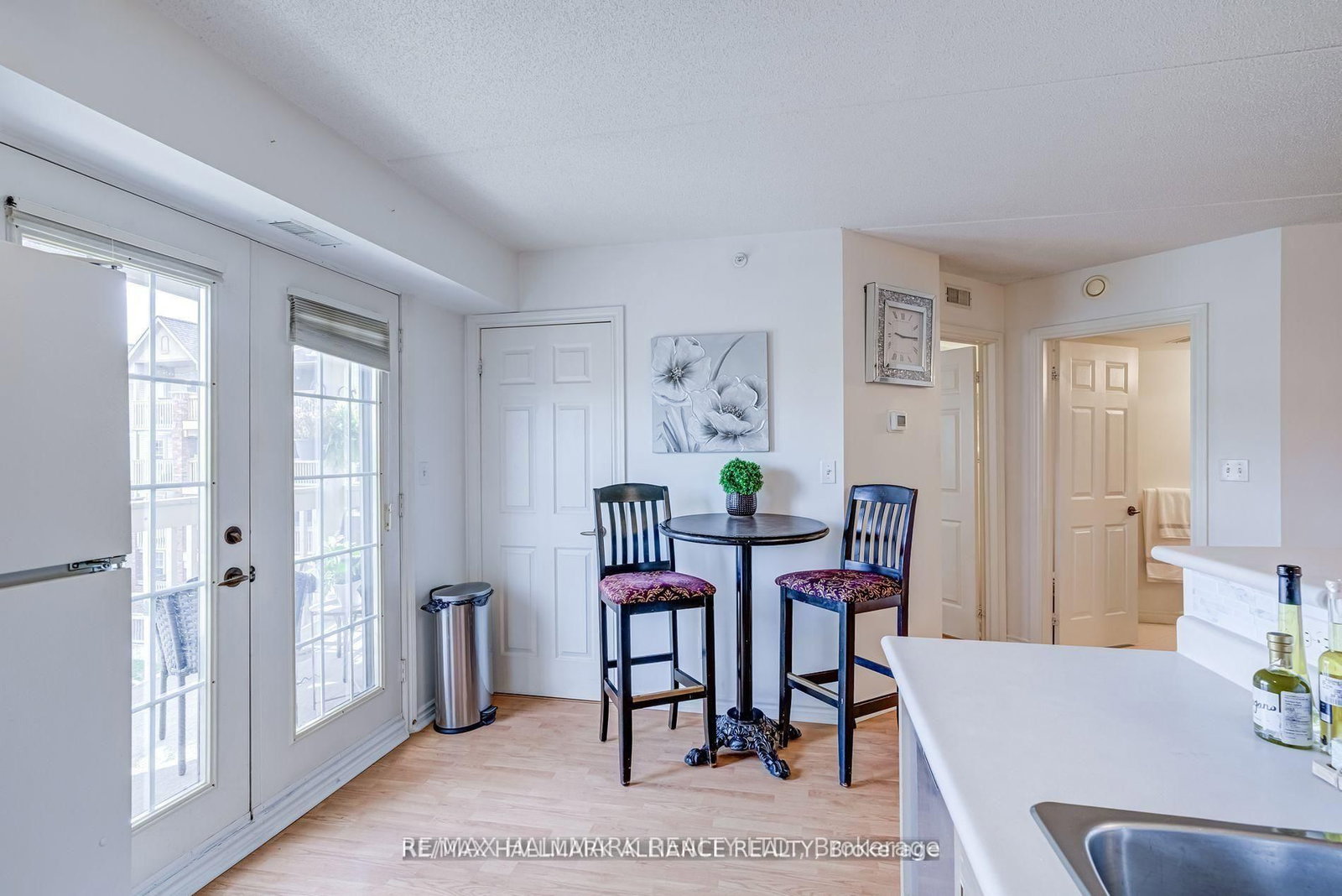 4003 Kilmer Drive • #312 • Burlington, ON photo 24