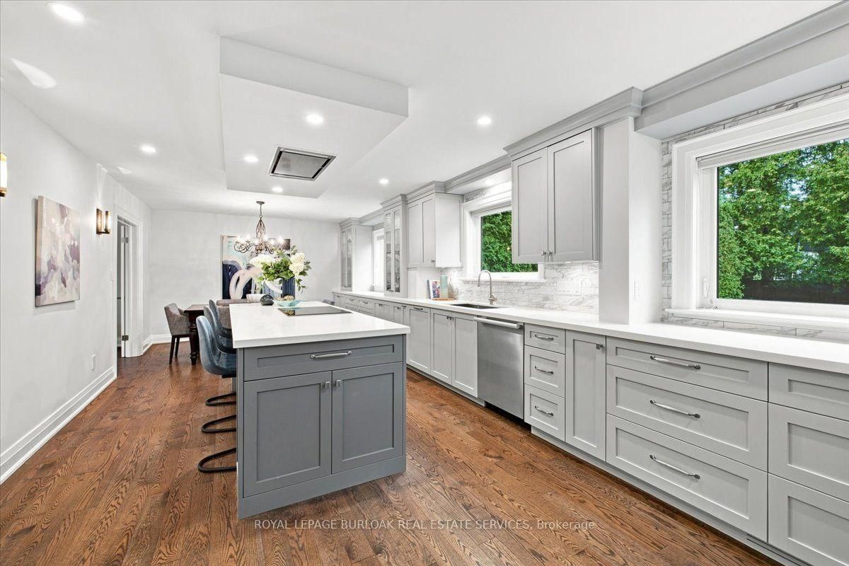 4430 Hawthorne Drive • Burlington, ON photo 15