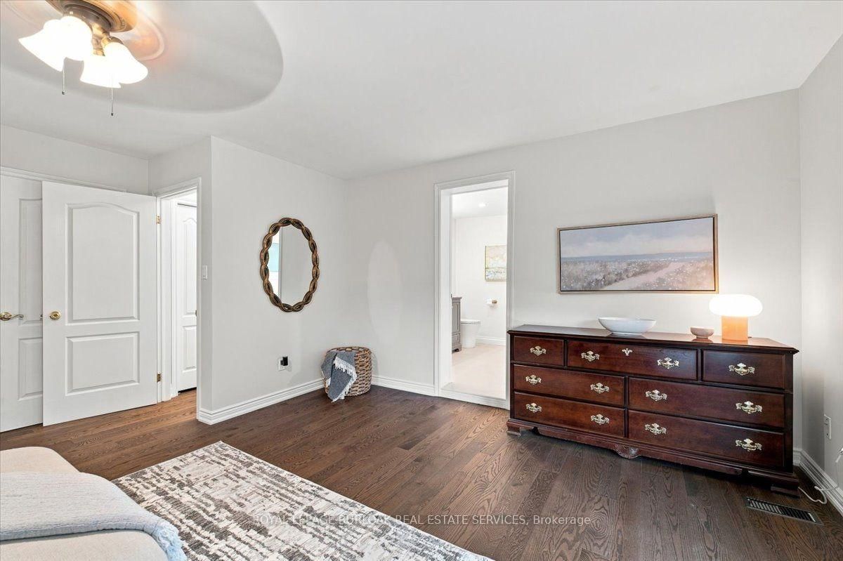 4430 Hawthorne Drive • Burlington, ON photo 23