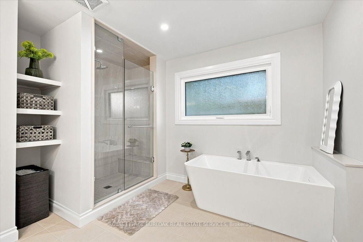 4430 Hawthorne Drive • Burlington, ON photo 25