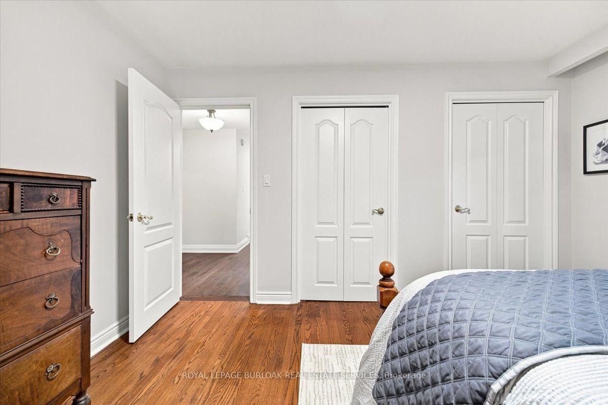 4430 Hawthorne Drive • Burlington, ON photo 27