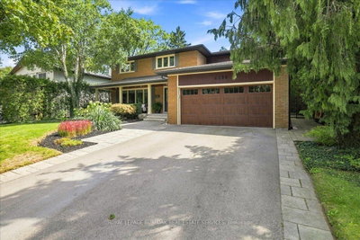4430 Hawthorne Drive • Burlington, ON photo 3