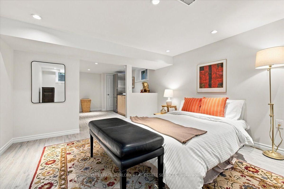 4430 Hawthorne Drive • Burlington, ON photo 35