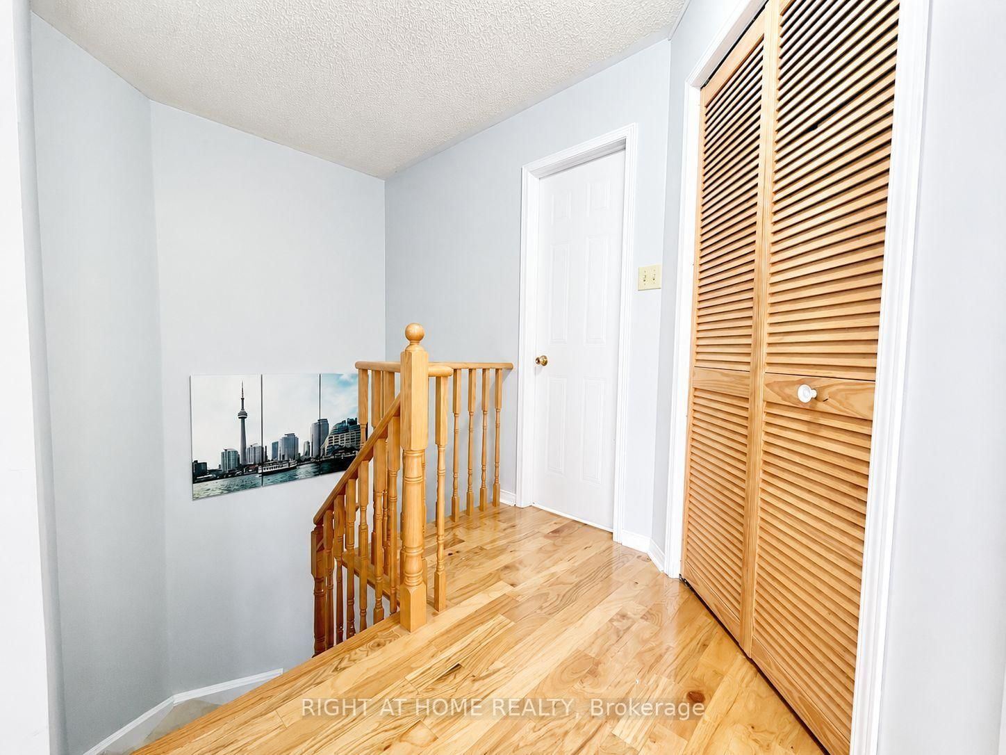 10 Banner Road • Brampton, ON photo 8