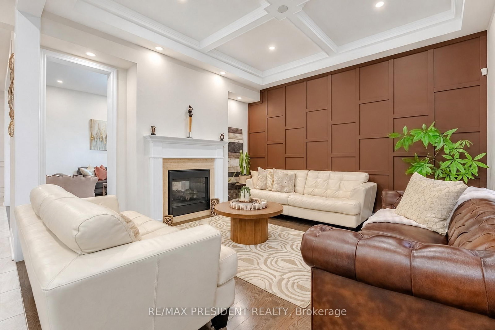 31 Monarch Drive • Halton Hills, ON photo 17