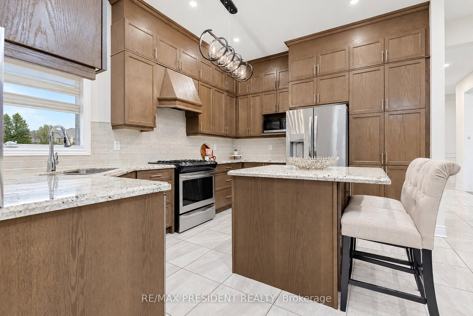 31 Monarch Drive • Halton Hills, ON photo 21