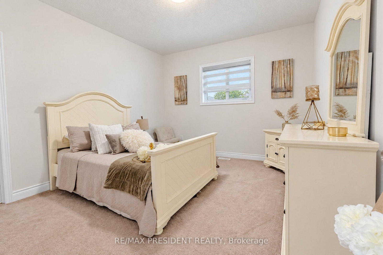 31 Monarch Drive • Halton Hills, ON photo 28