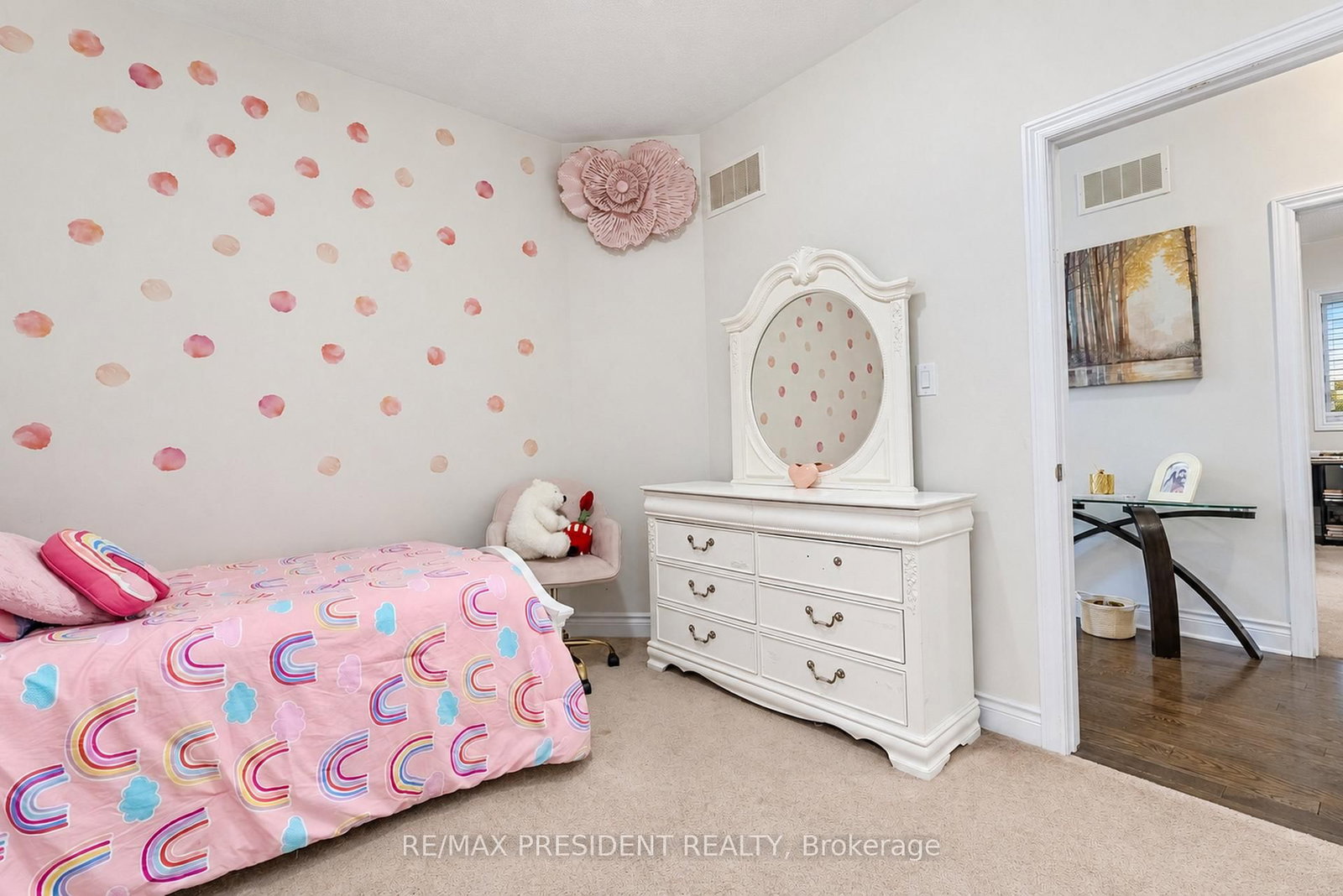 31 Monarch Drive • Halton Hills, ON photo 32