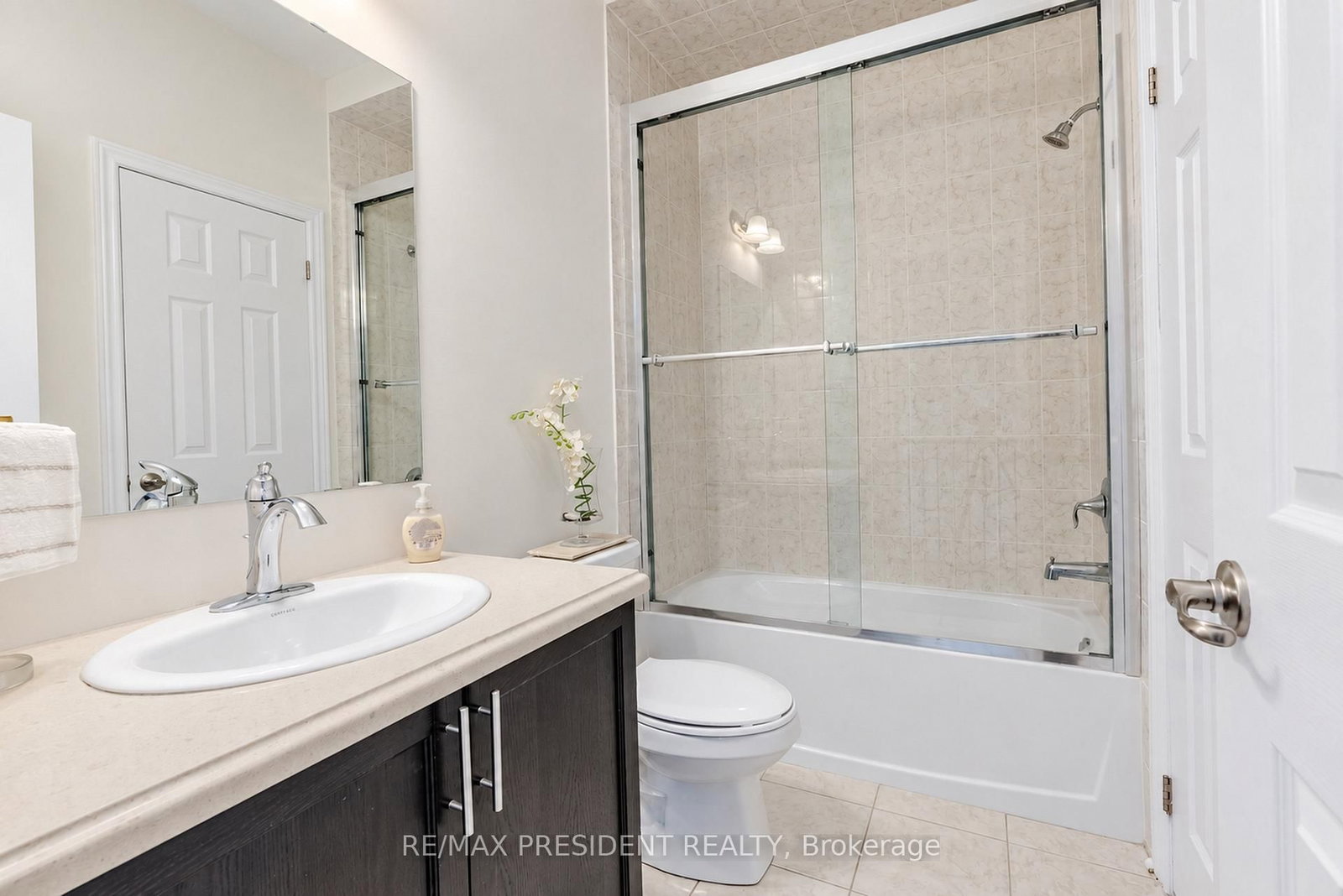 31 Monarch Drive • Halton Hills, ON photo 33