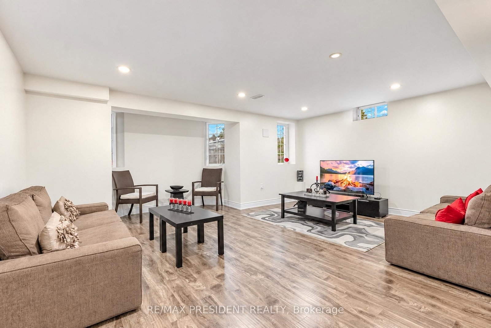 31 Monarch Drive • Halton Hills, ON photo 43