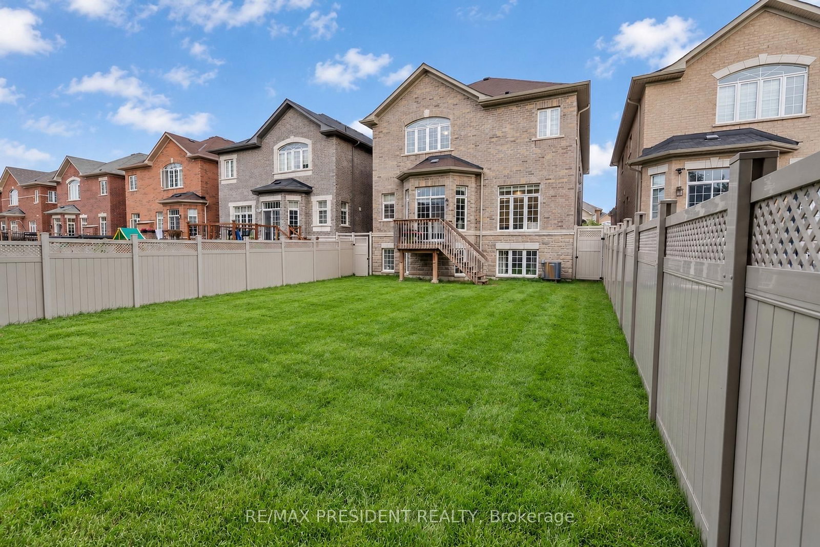 31 Monarch Drive • Halton Hills, ON photo 47