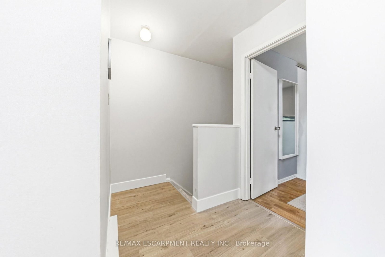 564 Sheraton Road • #14 • Burlington, ON photo 13