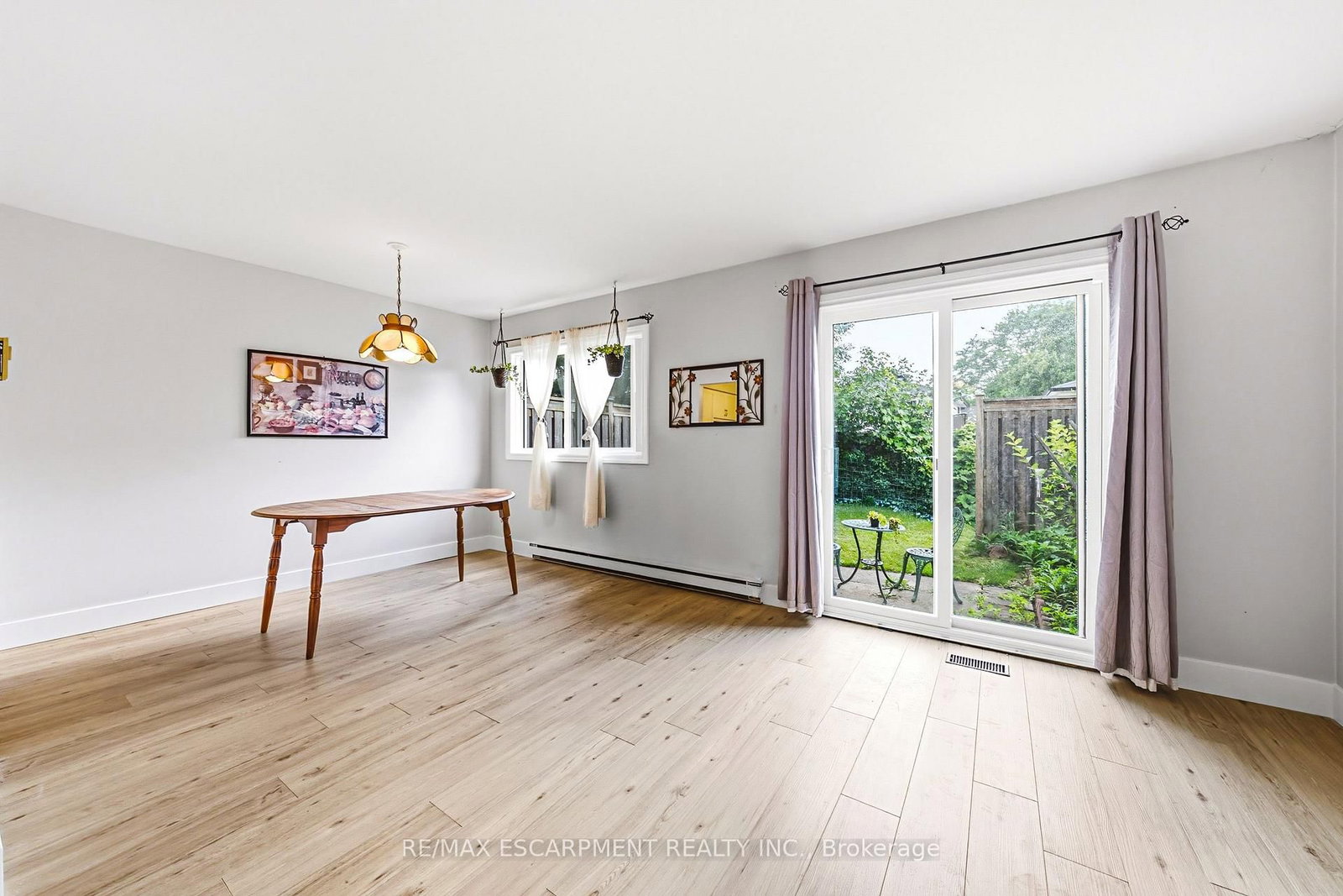 564 Sheraton Road • #14 • Burlington, ON photo 4