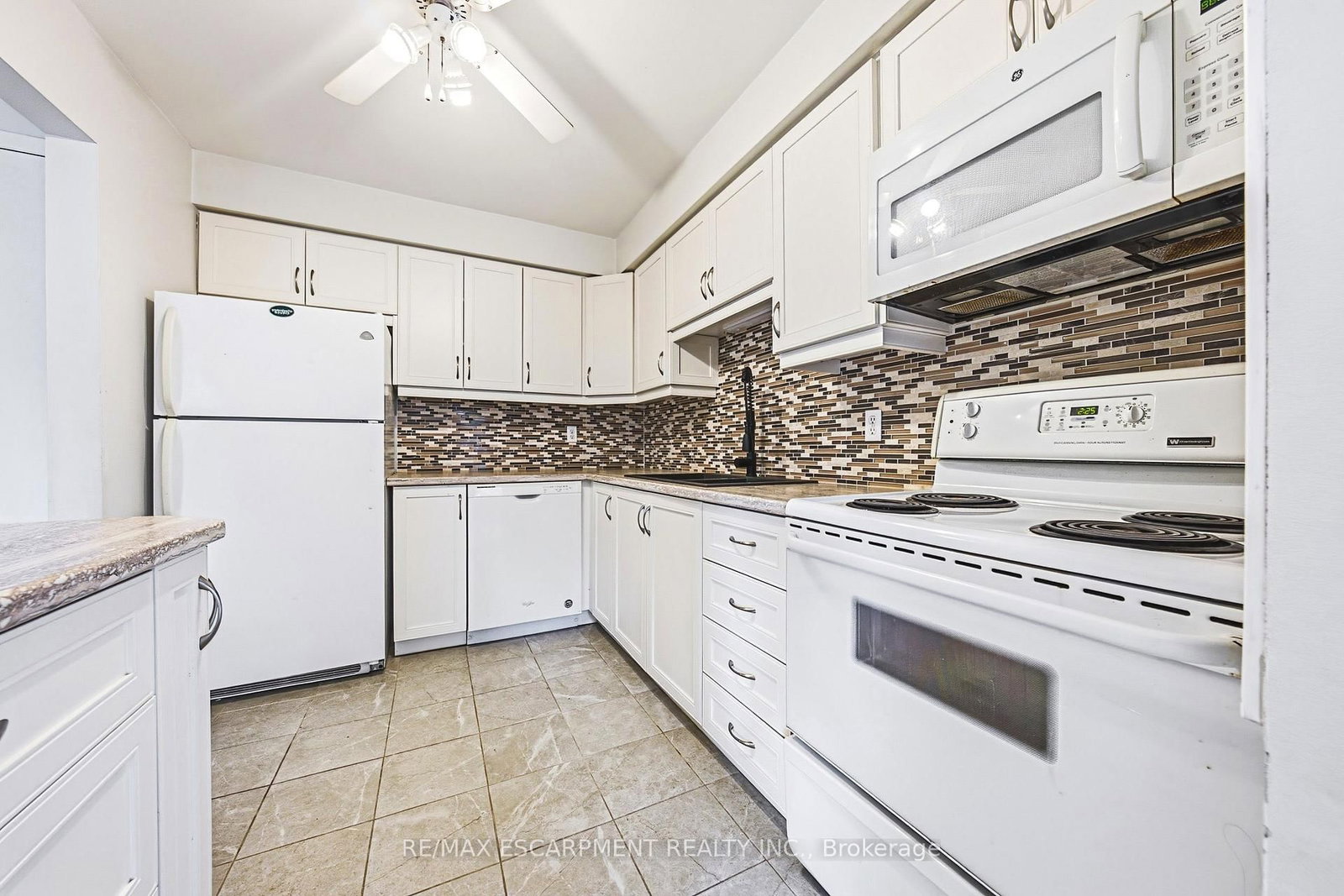 564 Sheraton Road • #14 • Burlington, ON photo 9