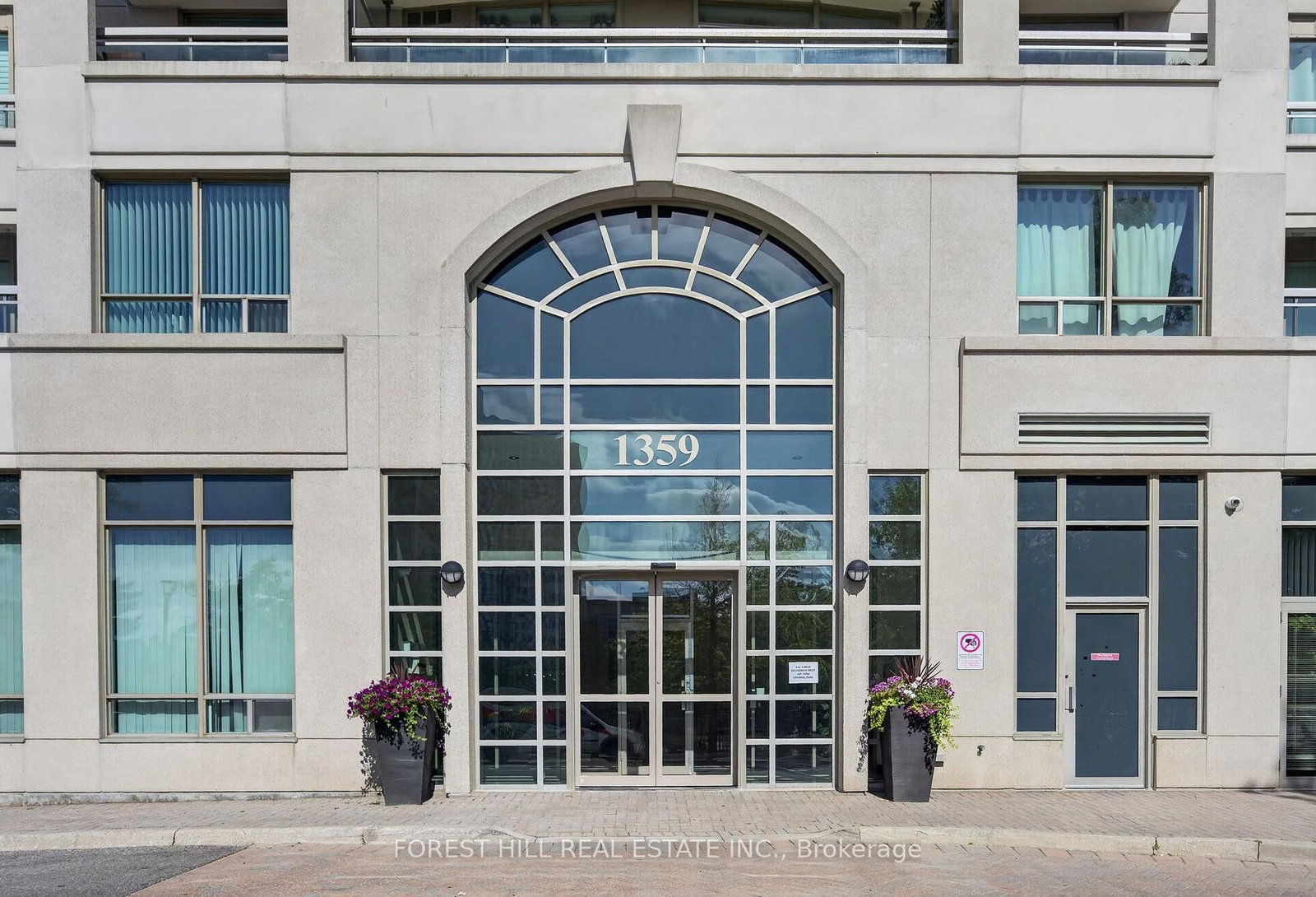 1359 Rathburn Road E • #804 • Mississauga, ON photo 4