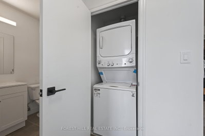 1359 Rathburn Road E • #804 • Mississauga, ON photo 8