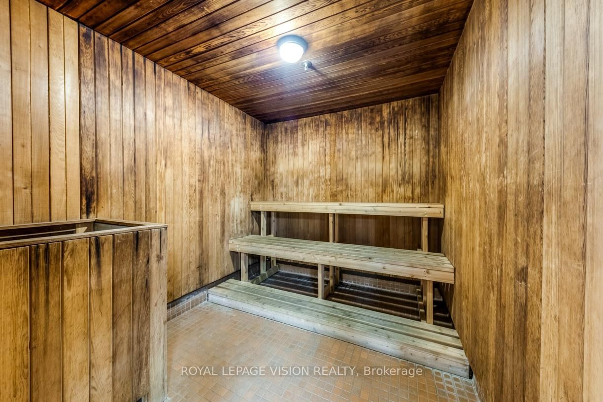 10 Martha Eaton Way S • #2107 • Toronto, ON photo 32