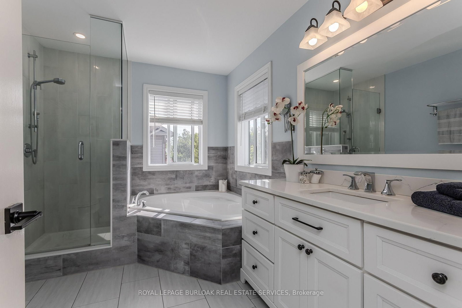 5174 Ravine Crescent • Burlington, ON photo 18