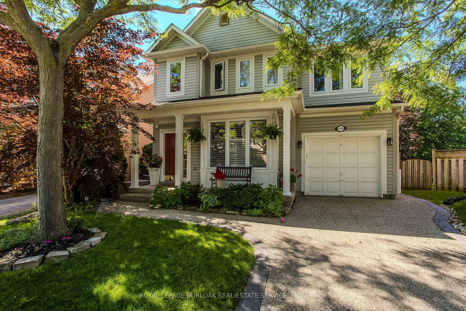 5174 Ravine Crescent • Burlington, ON photo 32