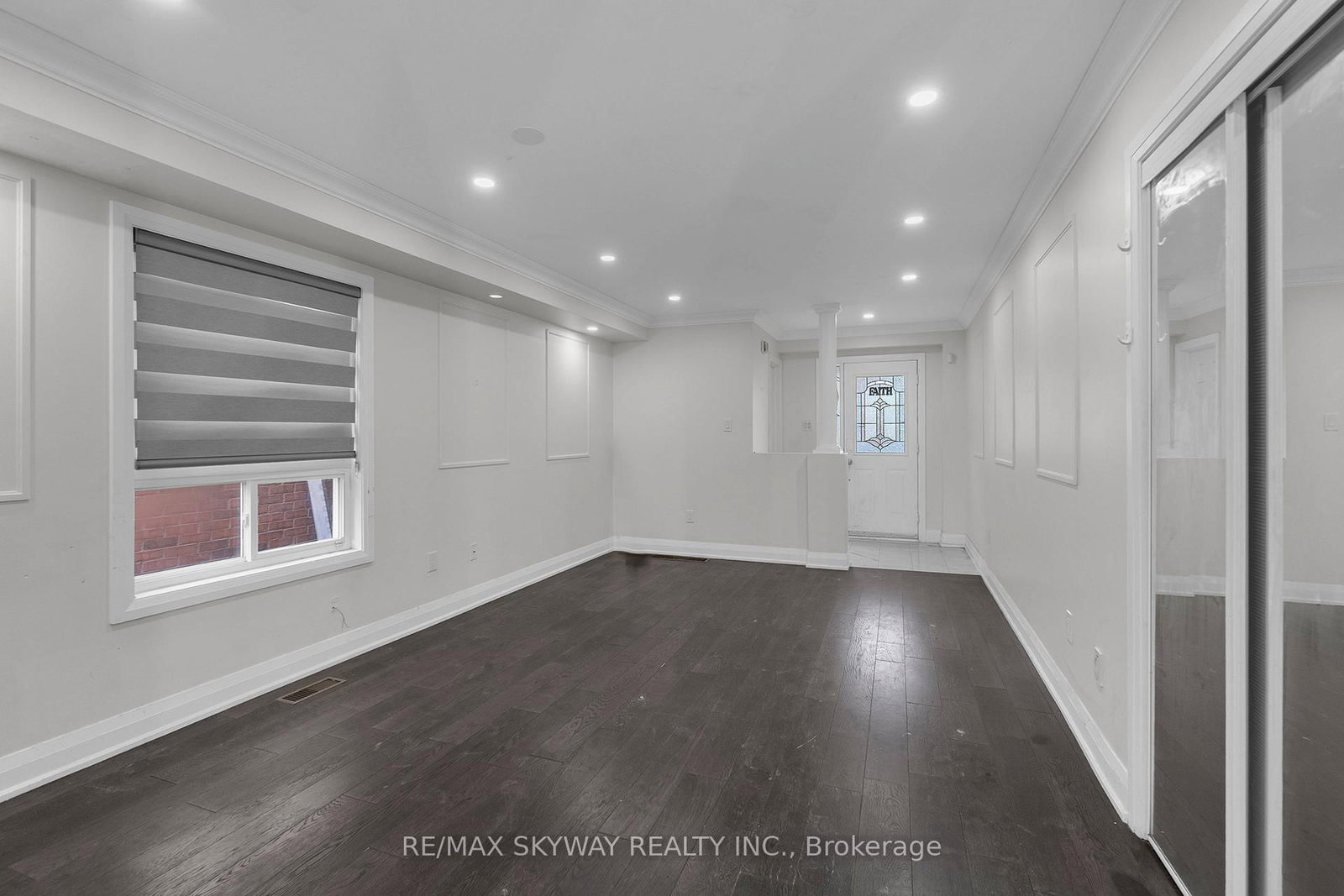 92 Charleswood Circle • Brampton, ON photo 11
