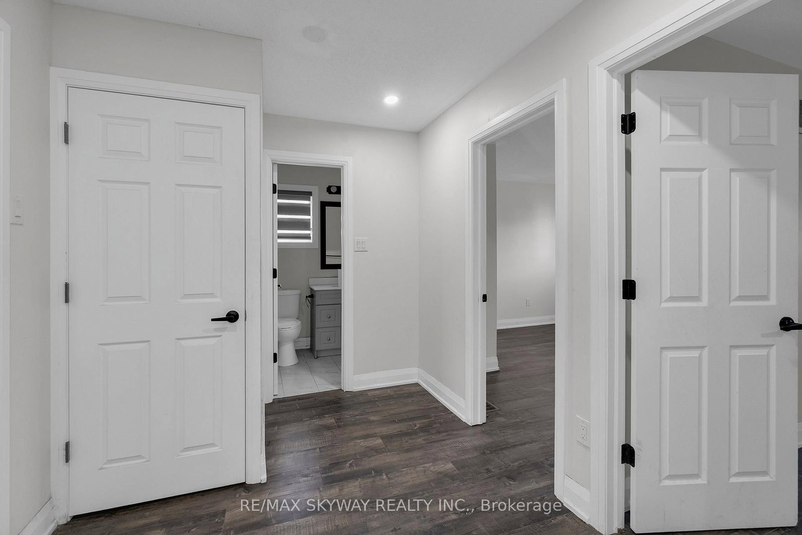92 Charleswood Circle • Brampton, ON photo 25