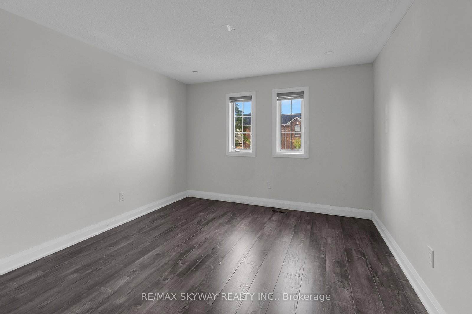 92 Charleswood Circle • Brampton, ON photo 28