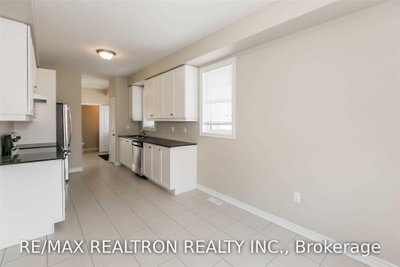 68 True Blue Crescent • Caledon, ON photo 4