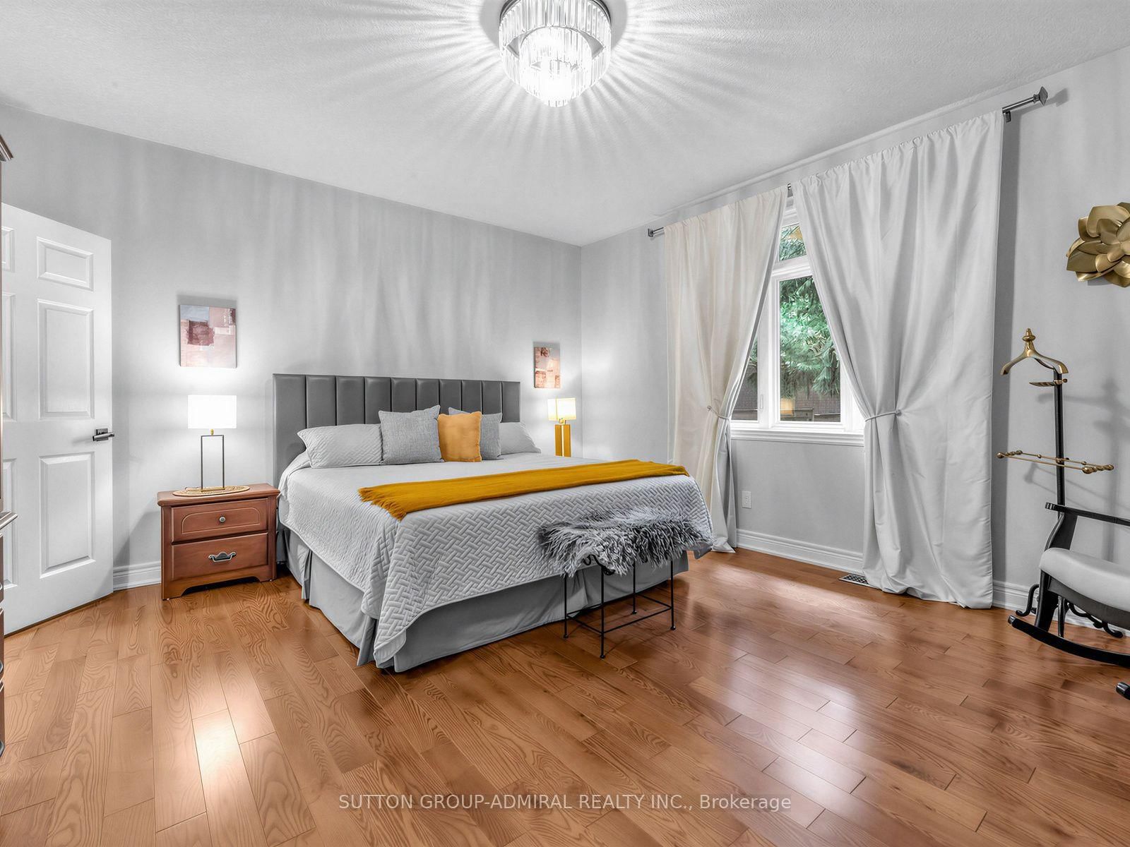 980 Shadeland Avenue • Burlington, ON photo 16