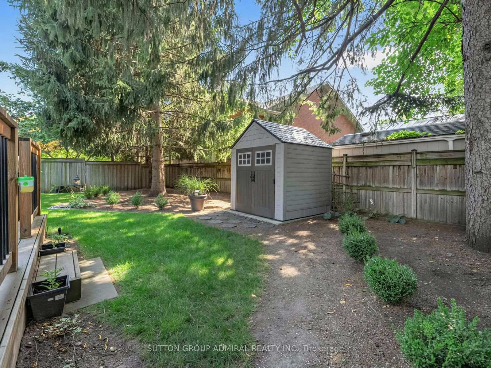 980 Shadeland Avenue • Burlington, ON photo 35