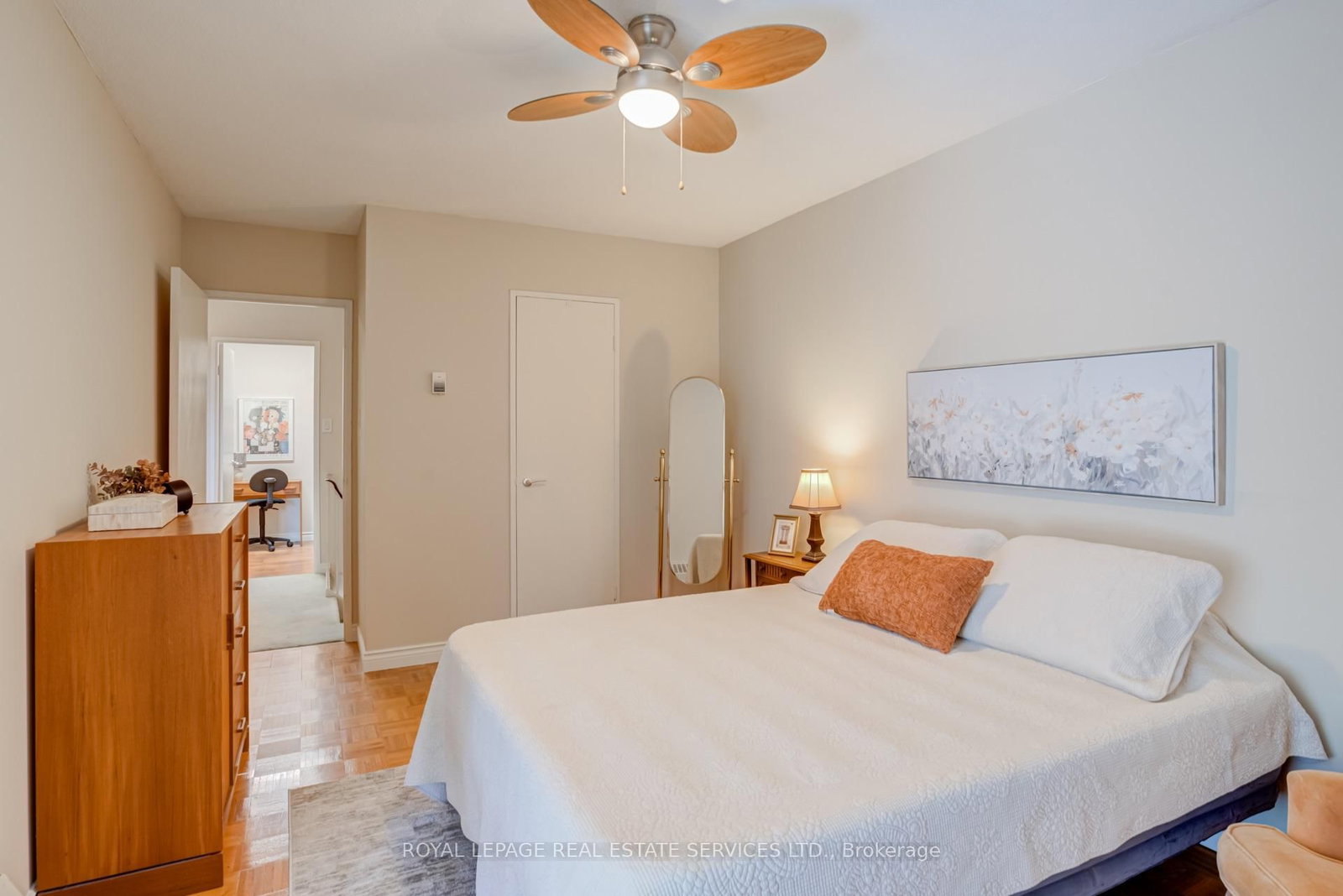 35 Ormskirk Avenue • #406 • Toronto, ON photo 11