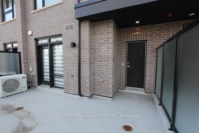 123 - 1585 Rose Way