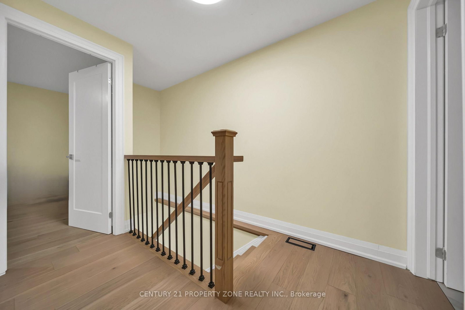 19 Horseshoe Court • Brampton, ON photo 20