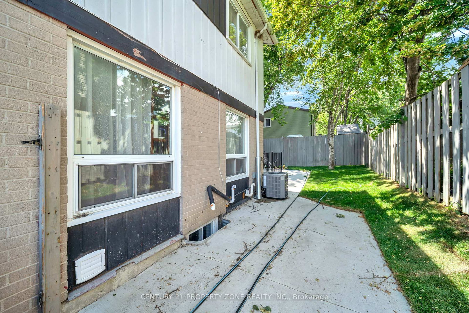 19 Horseshoe Court • Brampton, ON photo 42