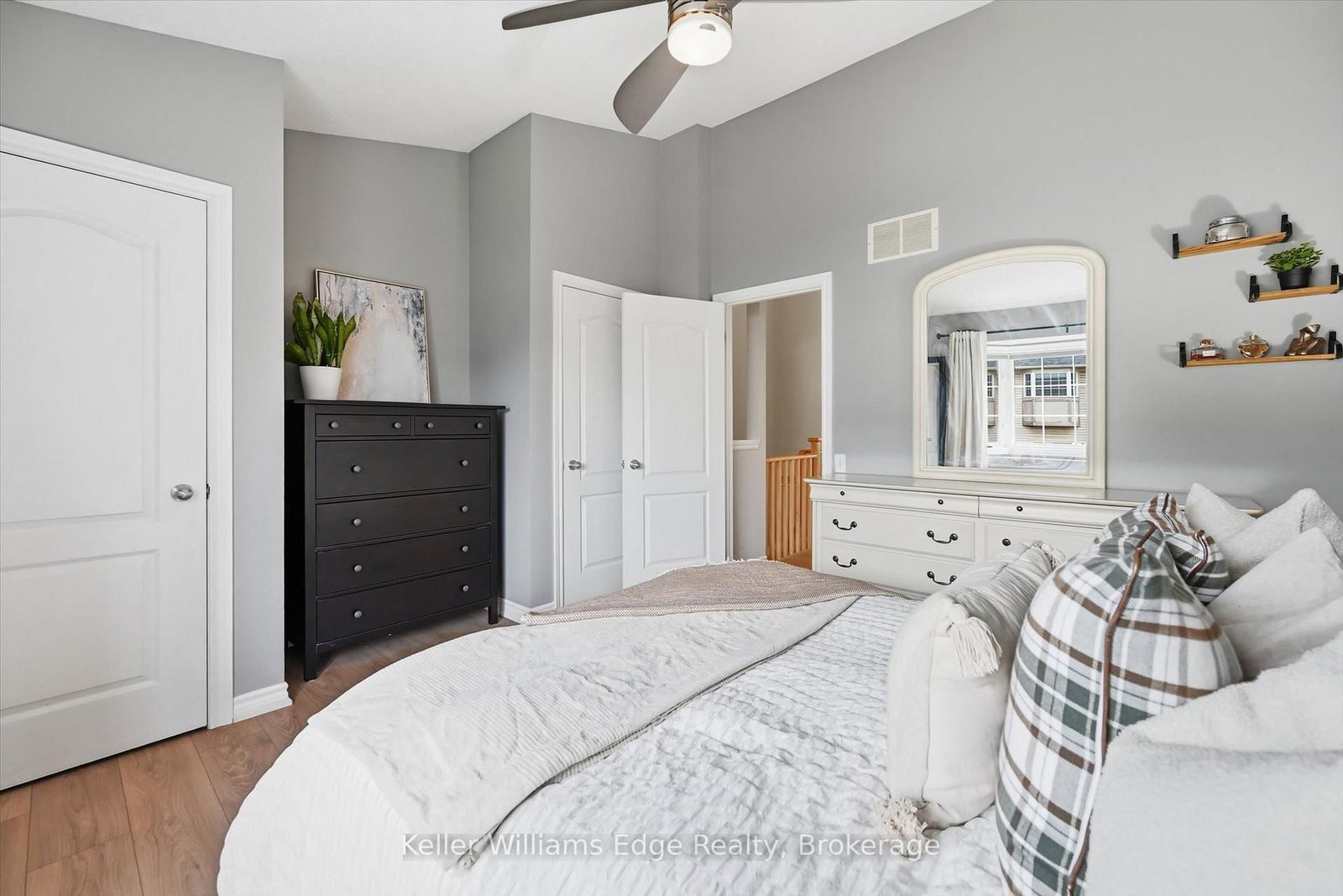 5080 Fairview Street • #29 • Burlington, ON photo 25