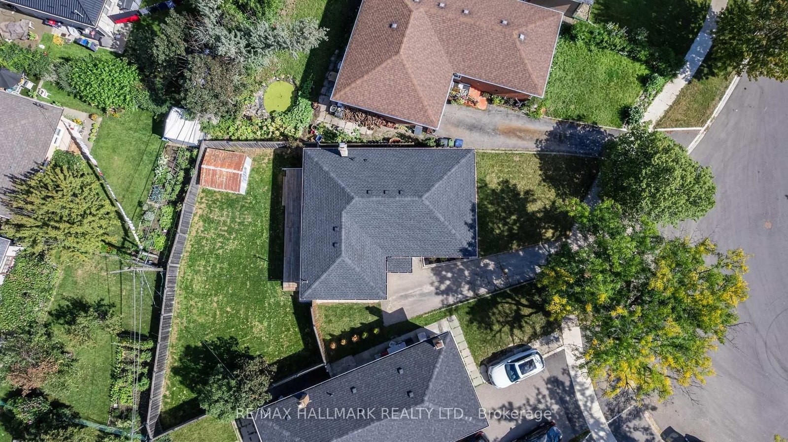 60 Bridesburg Drive • Toronto, ON photo 45
